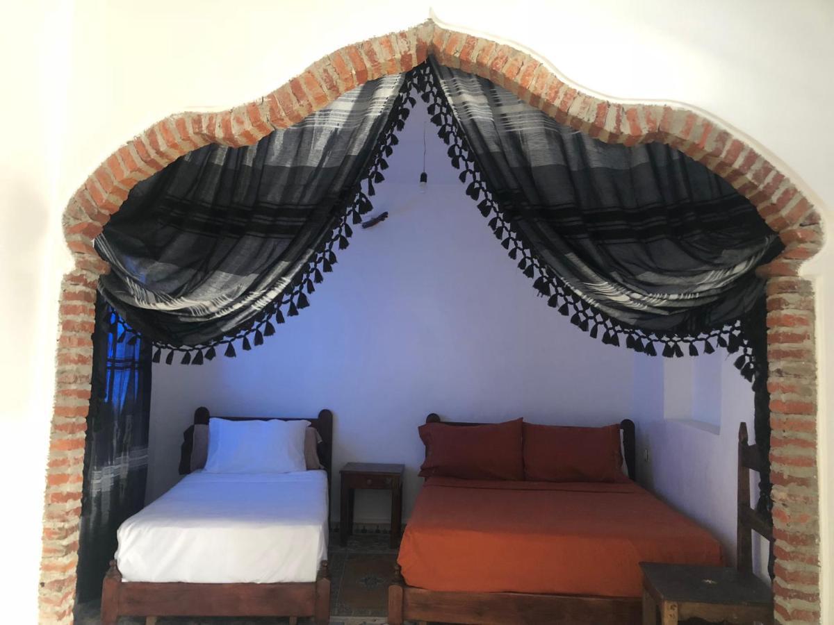 Hotel Nisrine Чефчауен Екстериор снимка