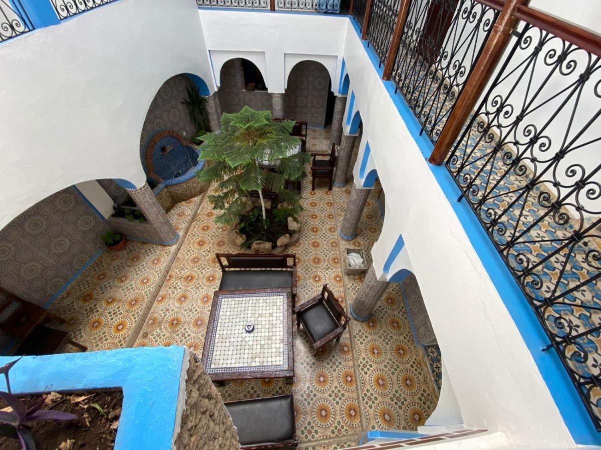 Hotel Nisrine Чефчауен Екстериор снимка